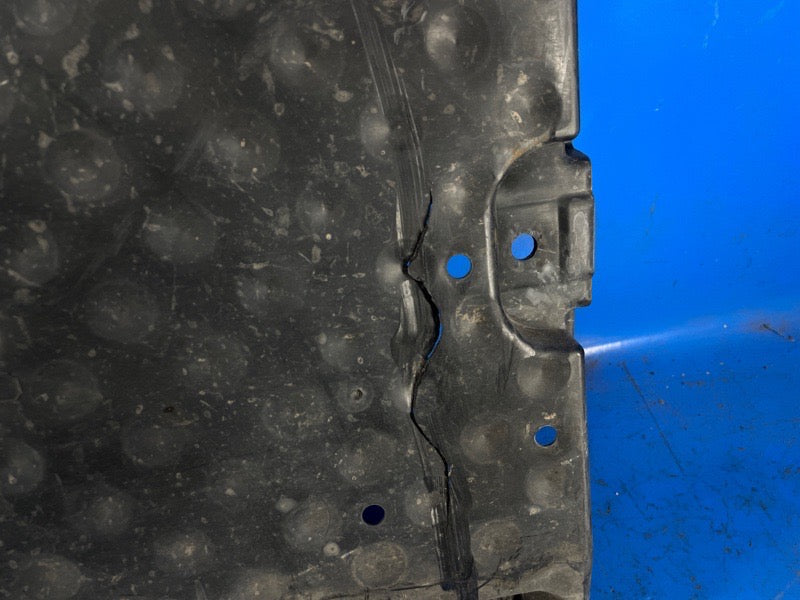 Underbody protection LEXUS LBX 23- 2024 Front Right