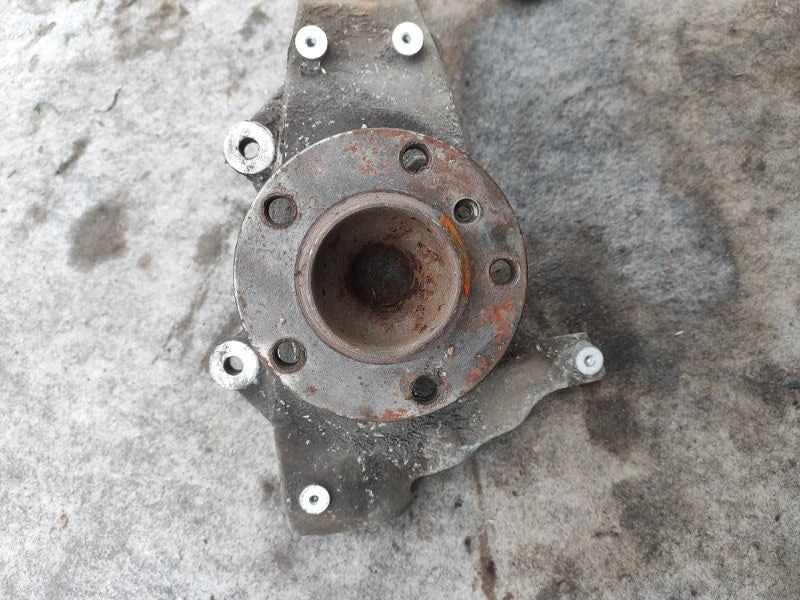 Swivel fist BMW 6 SERIES (F13) 12-18 2013 Right