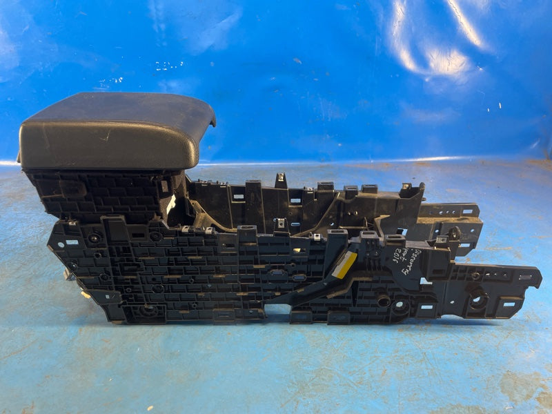 Armrest LAND ROVER DISCOVERY Sport 15-19 2016 Rear