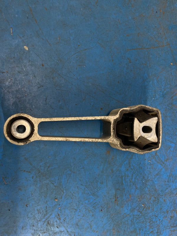 Lower engine mount LAND ROVER DISCOVERY Sport 15-19 2016