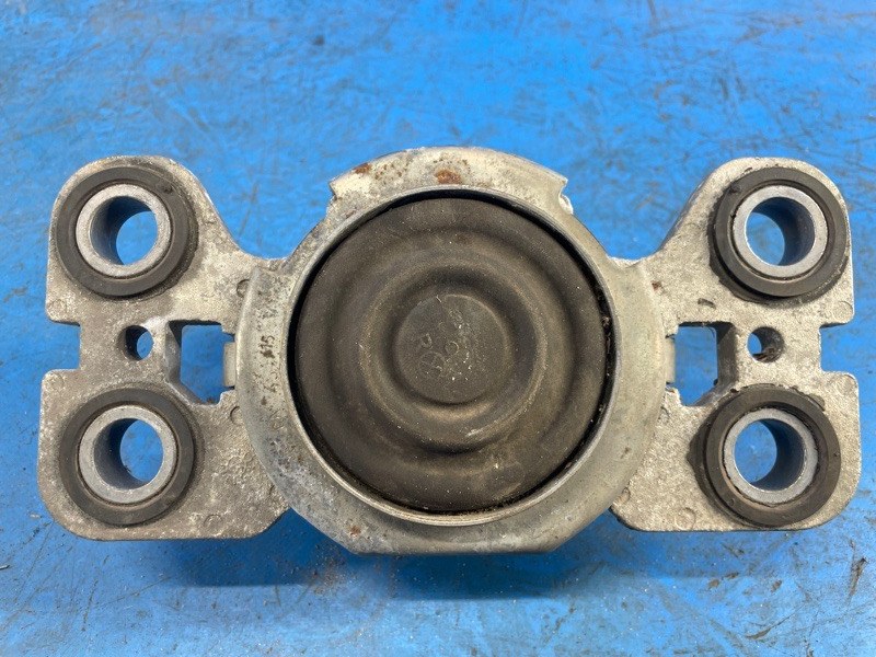 Engine mount LAND ROVER DISCOVERY Sport 15-19 2016