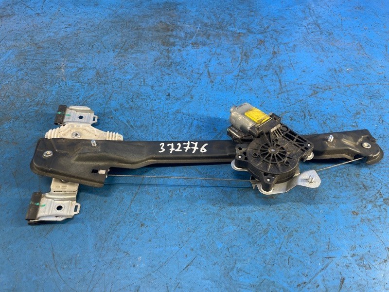 Window lifter SSANGYONG TIVOLI 15-19 2016 Rear Right