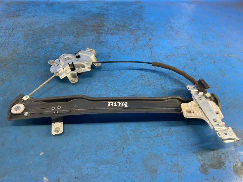 Window lifter SSANGYONG TIVOLI 15-19 2016 Front Left