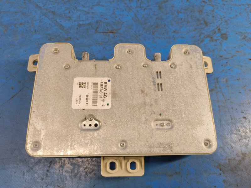 Antenna amplifier BMW 6 SERIES (F13) 12-18 2013
