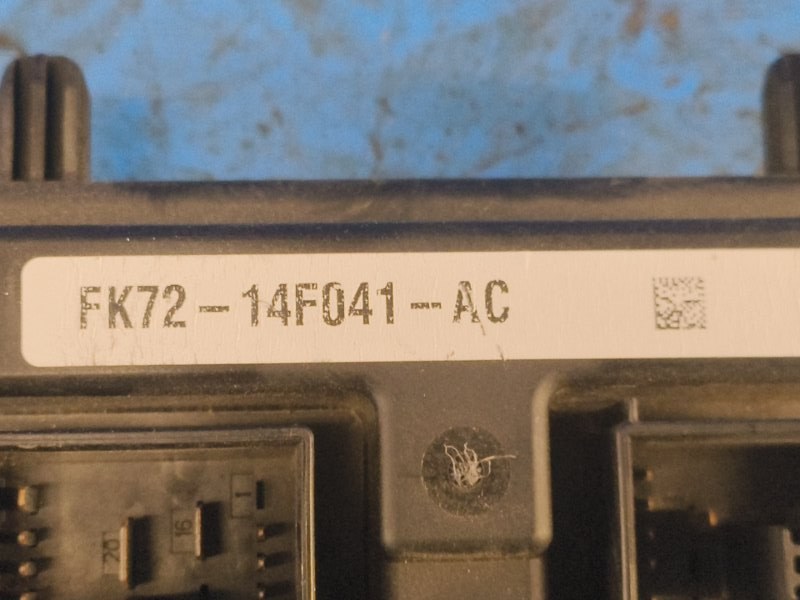 Fuse box LAND ROVER DISCOVERY Sport 15-19 2016