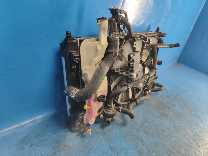 Main radiator LEXUS LBX 23- 2024