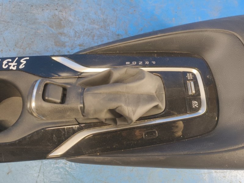 Central console TOYOTA COROLLA E21 19- 2019-