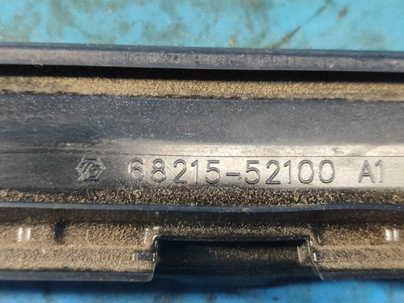 The door glass is blind LEXUS LBX 23- 2024 Front Right