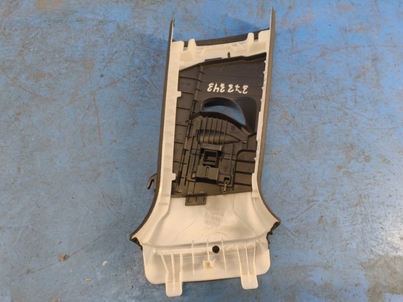 Body pillar cover PORSCHE MACAN 18-22 2022 Left