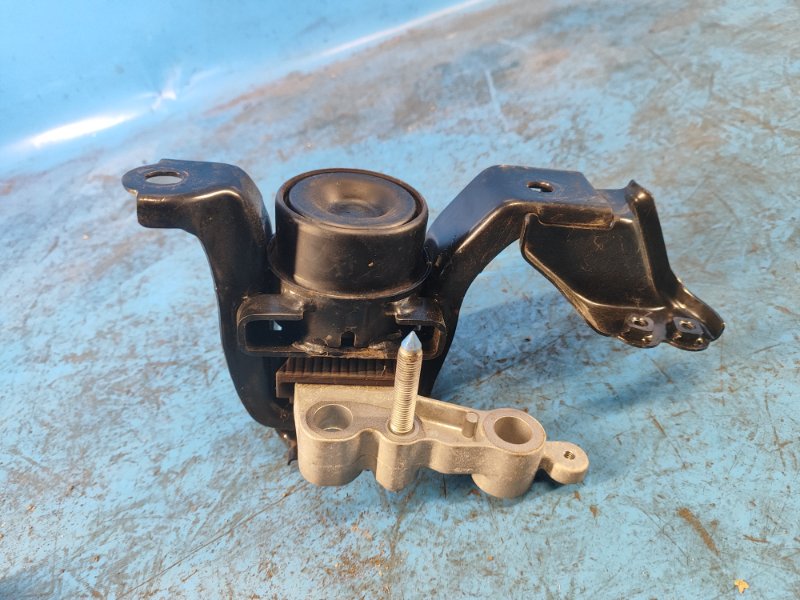 Upper engine mount LEXUS LBX 23- 2024 Right