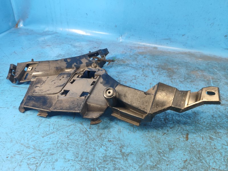 Rear bumper bracket LAND ROVER EVOQUE 19- 2020 Left