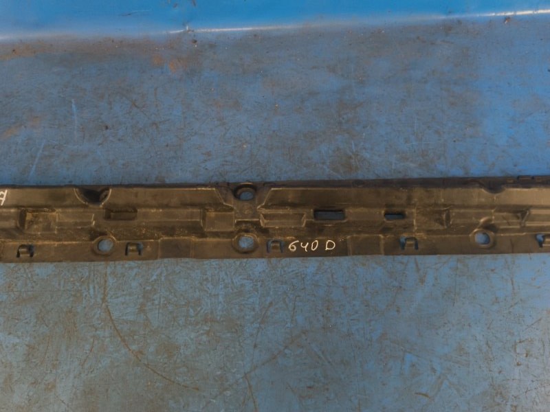 Side sill bracket BMW 6 SERIES (F13) 12-18 2013 Right