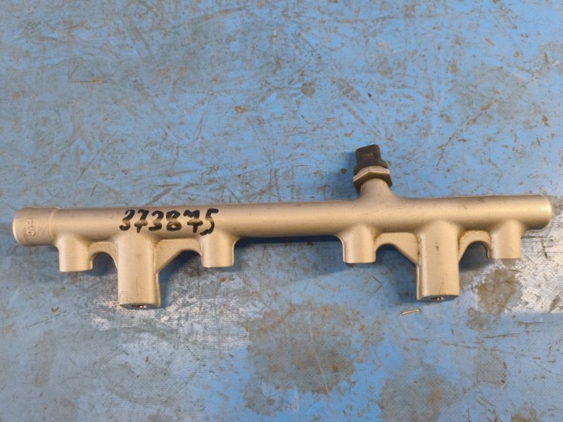 Fuel rail PORSCHE MACAN 18-22 2022
