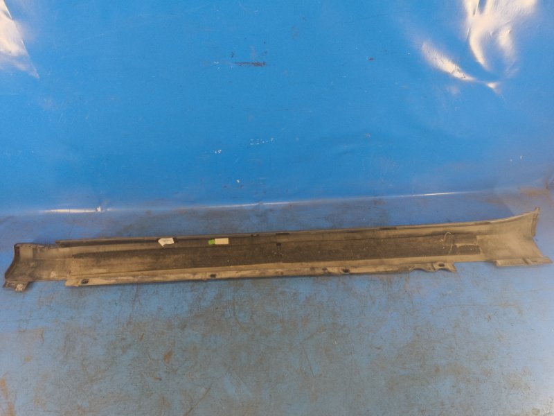 External threshold trim PORSCHE MACAN 18-22 2022 Right
