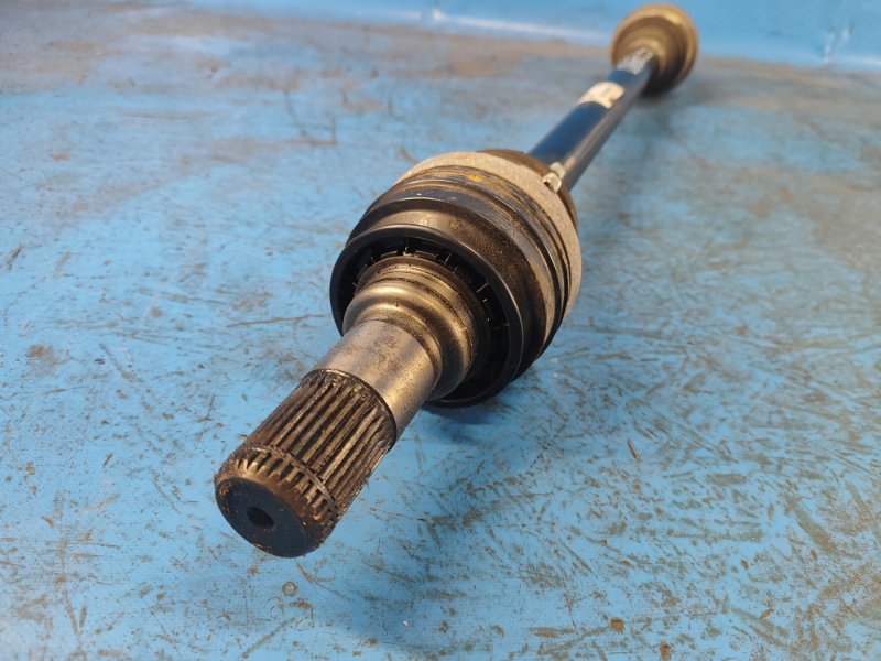 Rear-wheel drive PORSCHE MACAN 18-22 2022 Left