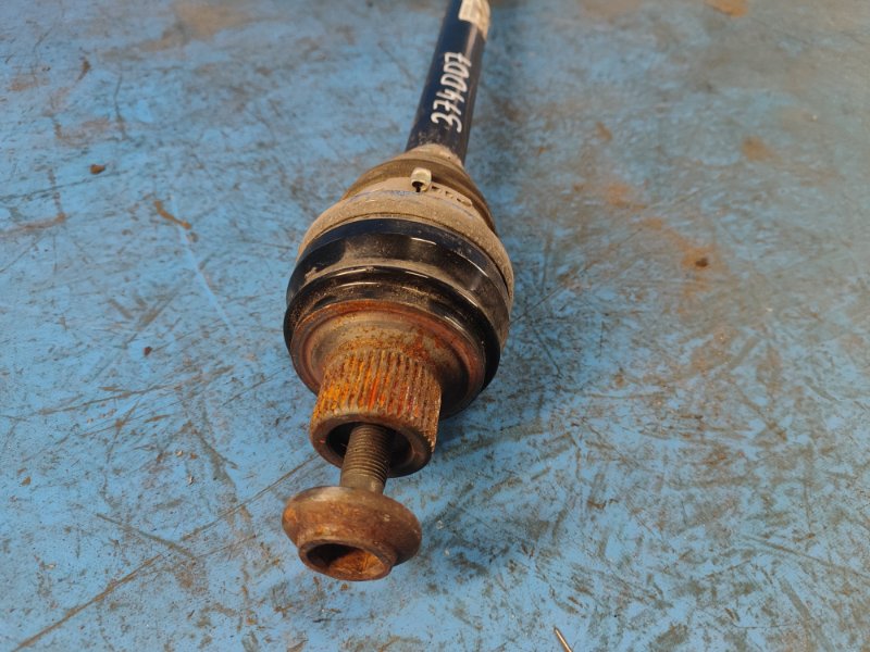 Rear-wheel drive PORSCHE MACAN 18-22 2022 Right