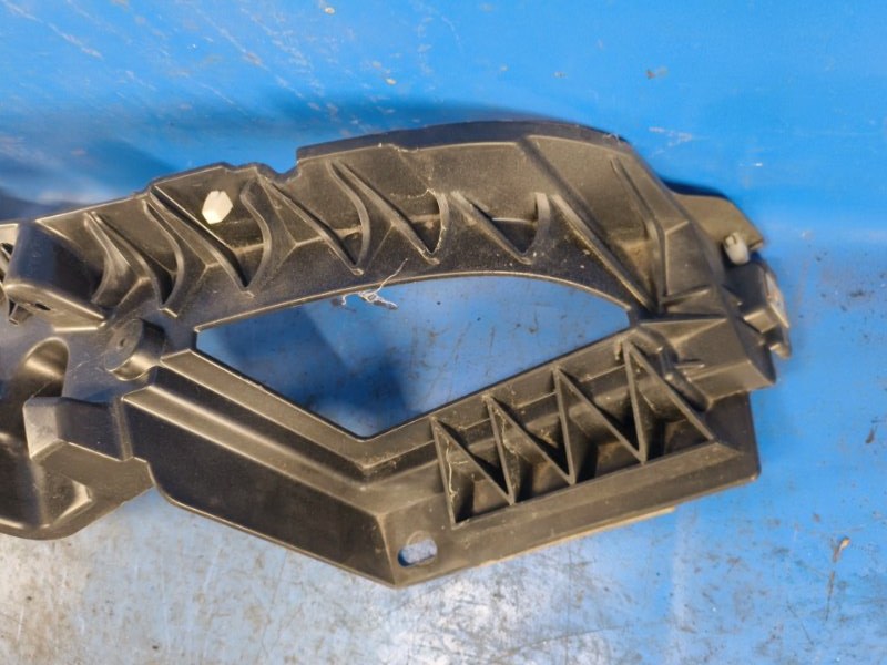 Rear bumper bracket PORSCHE MACAN 18-22 2022 Right