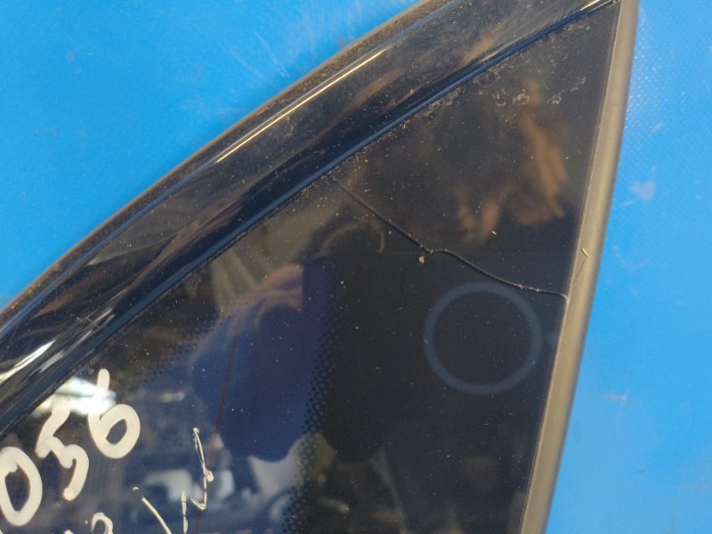 The door glass is blind PORSCHE MACAN 18-22 2022 Rear Right