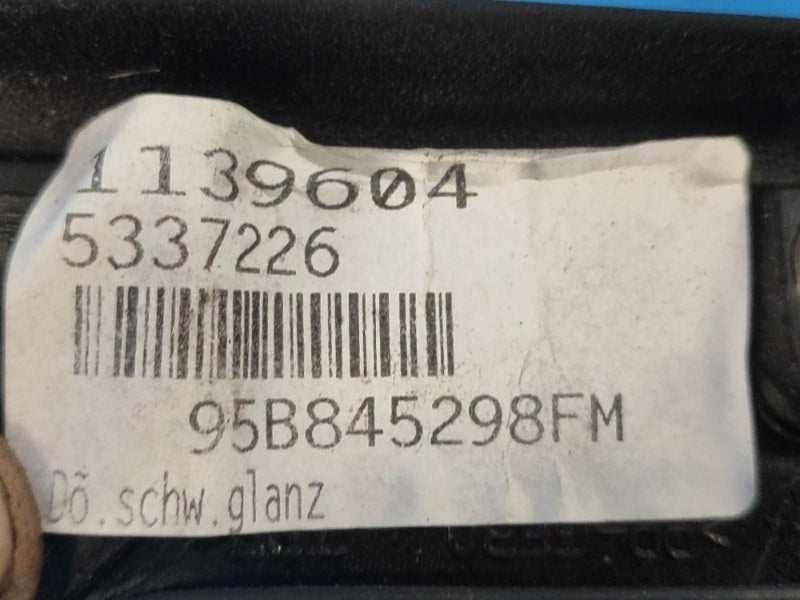 The door glass is blind PORSCHE MACAN 18-22 2022 Rear Left