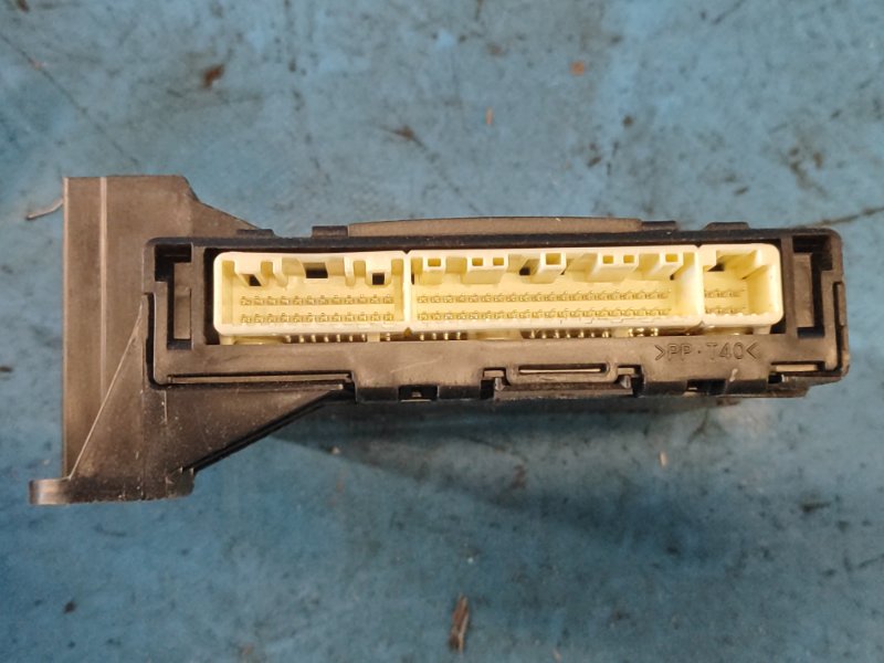 Stove control unit TOYOTA PRIUS - 30 09-17 2009-2017