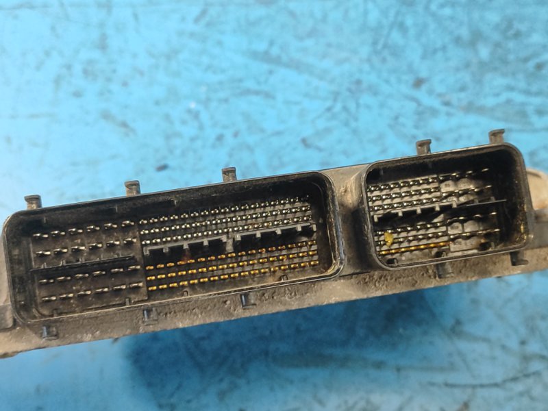 Engine control unit TOYOTA PRIUS - 30 09-17 2009-2017