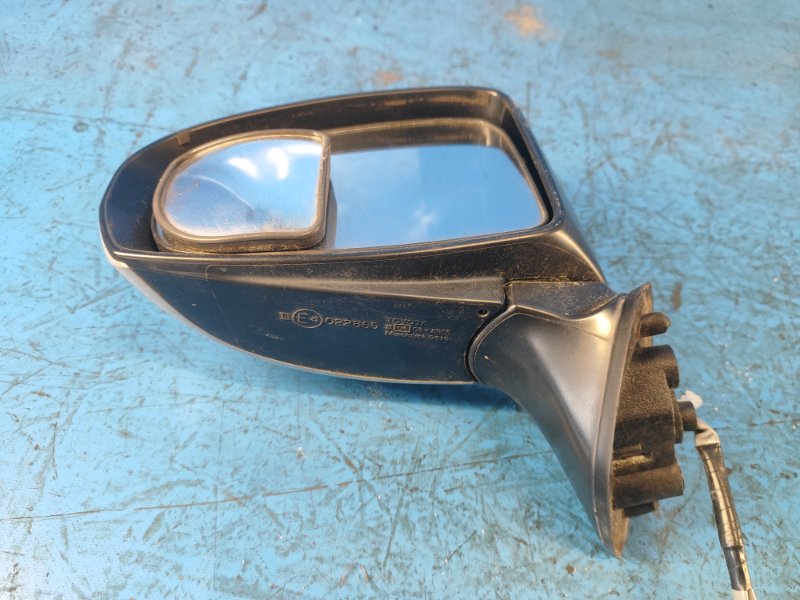 Mirror TOYOTA PRIUS - 30 09-17 2009-2017 Left