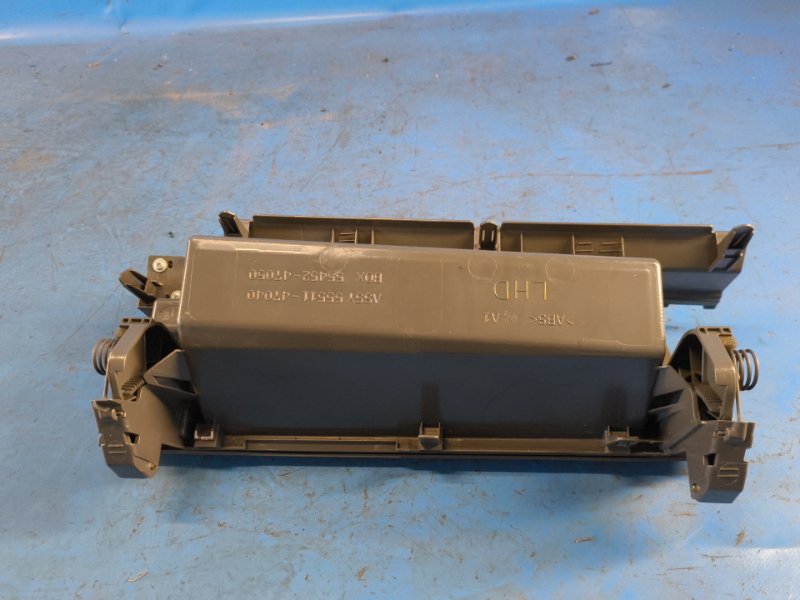 Glove compartment TOYOTA PRIUS - 30 09-17 2009-2017