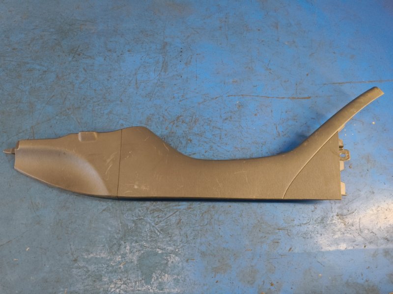 Interior trim TOYOTA PRIUS - 30 09-17 2009-2017 Left