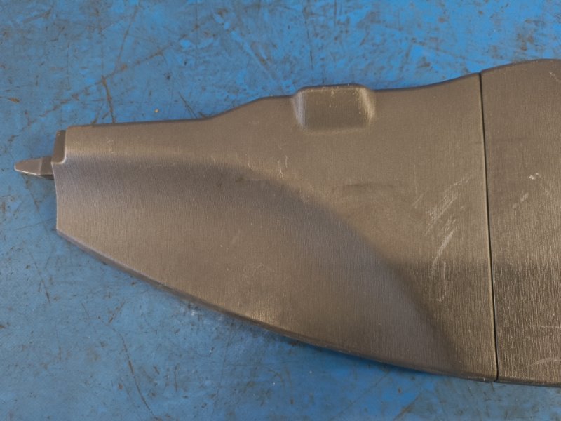 Interior trim TOYOTA PRIUS - 30 09-17 2009-2017 Left