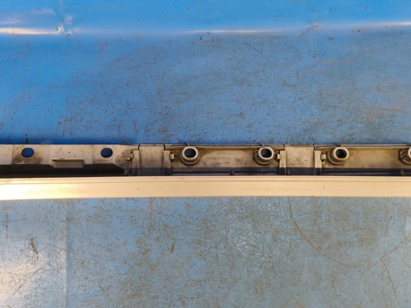 External threshold trim TOYOTA PRIUS - 30 09-17 2009-2017 Left