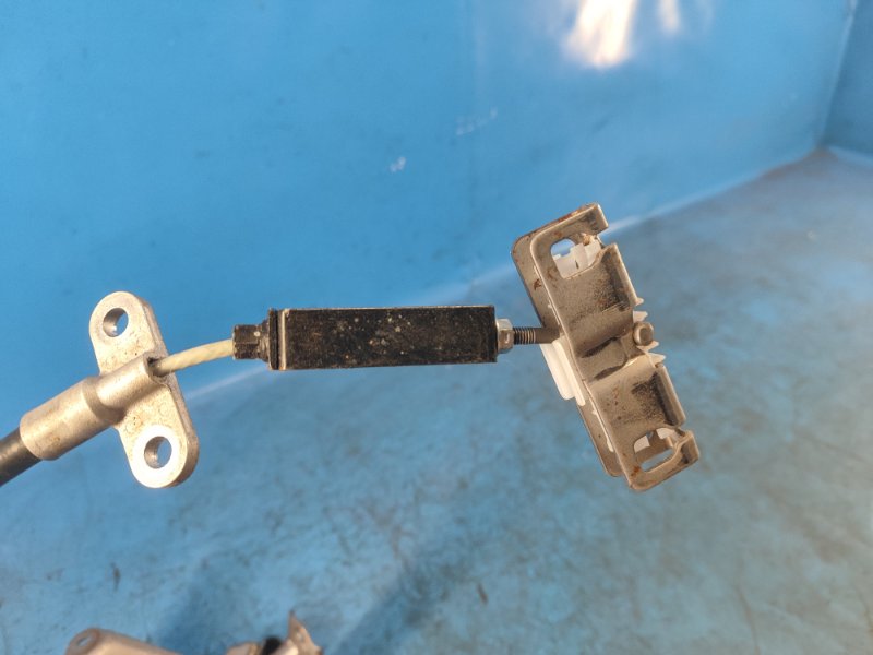 Parking brake pedal TOYOTA PRIUS - 30 09-17 2009-2017