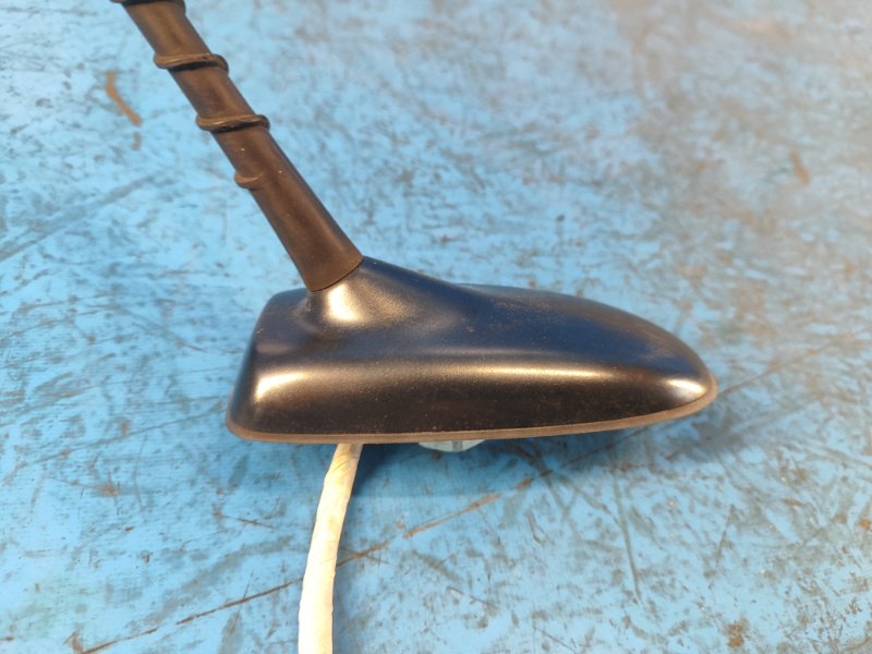 Antenna TOYOTA PRIUS - 30 09-17 2009-2017