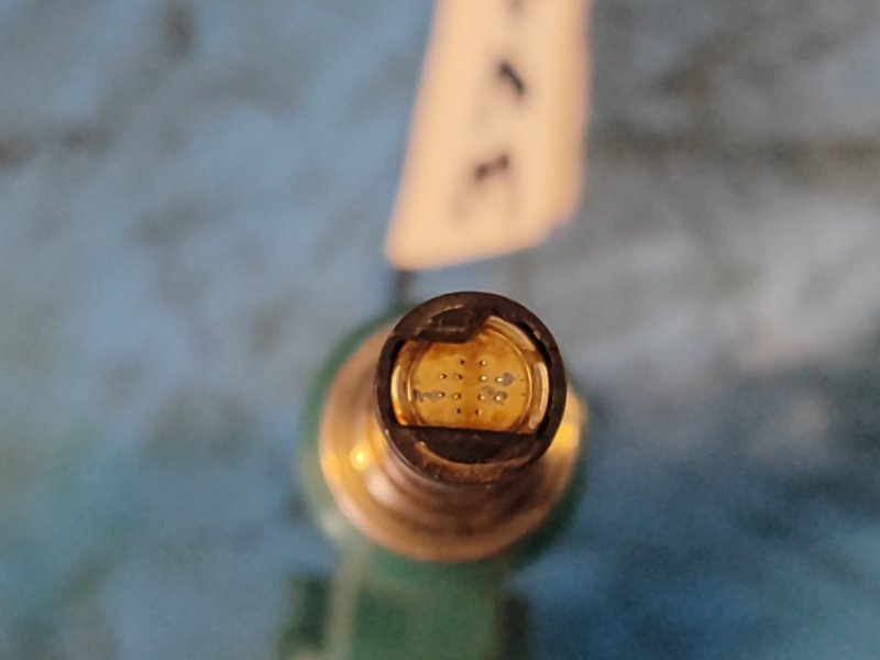 Fuel injector TOYOTA PRIUS - 30 09-17 2009-2017
