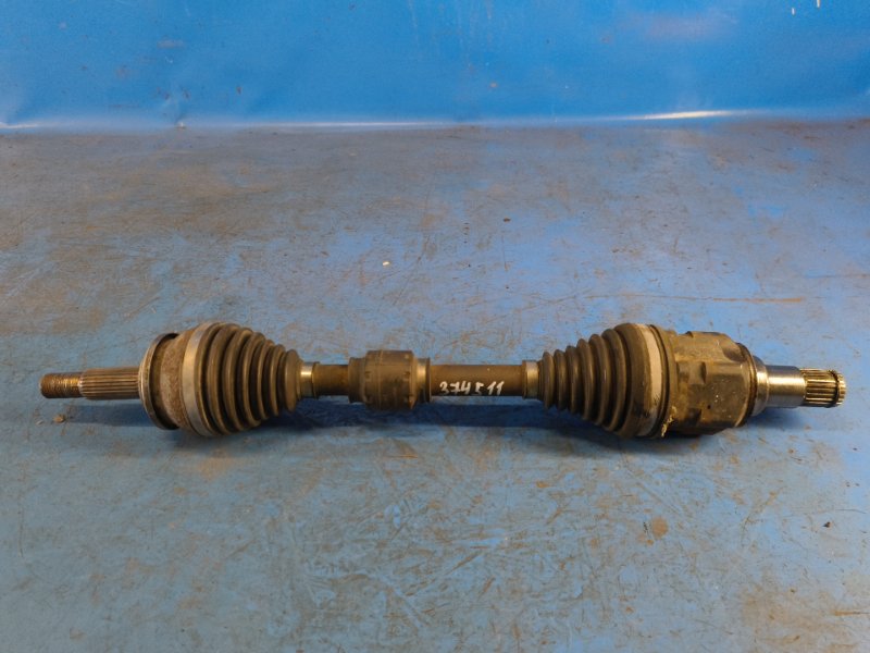 Front-wheel drive TOYOTA PRIUS - 30 09-17 2009-2017 Left