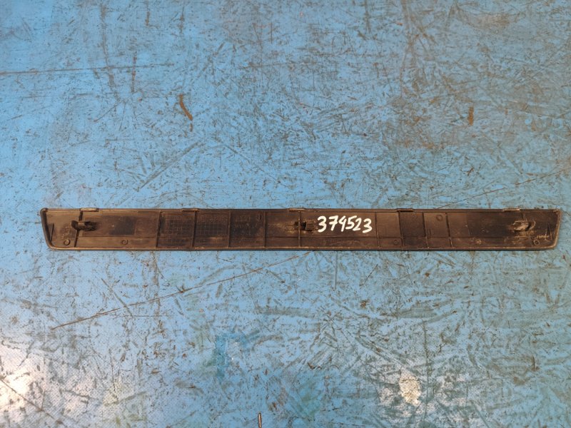 Inner threshold trim TOYOTA PRIUS - 30 09-17 2009-2017 Front