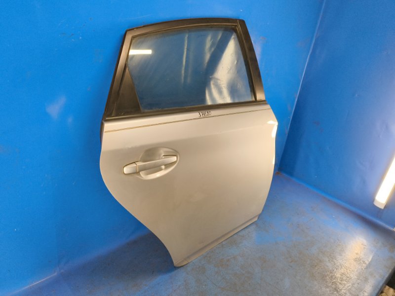 Door TOYOTA PRIUS - 30 09-17 2009-2017 Rear Right