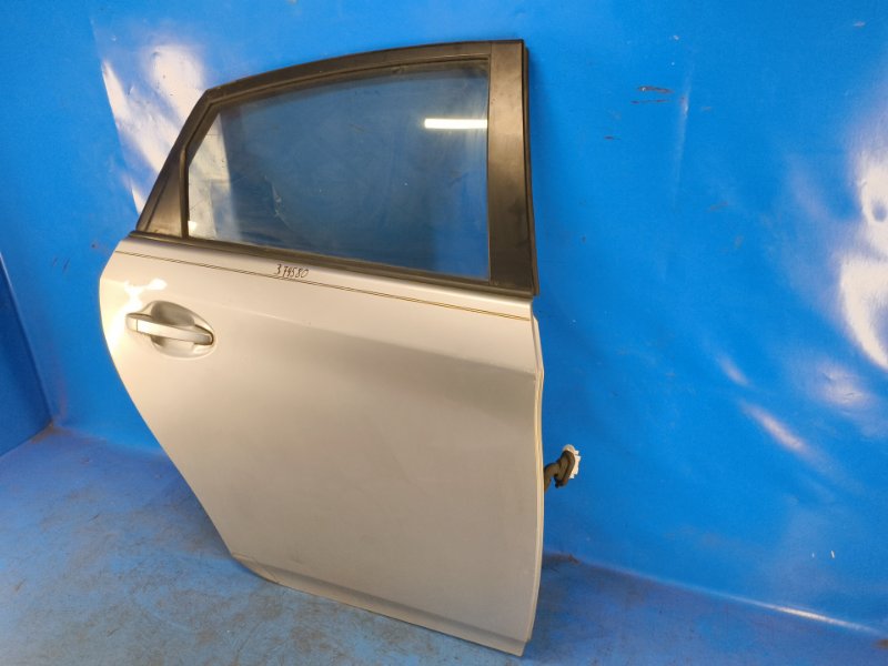 Door TOYOTA PRIUS - 30 09-17 2009-2017 Rear Right