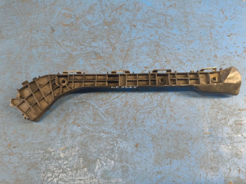 Rear bumper bracket TOYOTA PRIUS - 30 09-17 2009-2017 Left