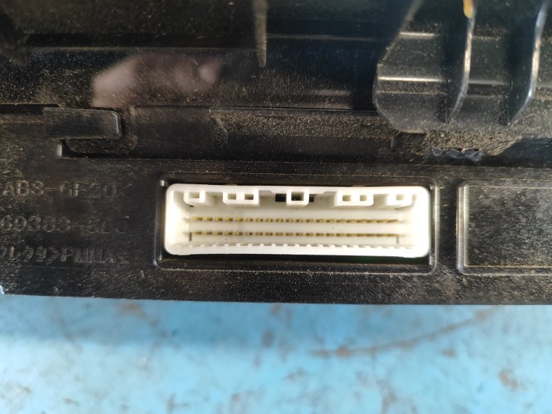 Dashboard TOYOTA PRIUS - 30 09-17 2009-2017