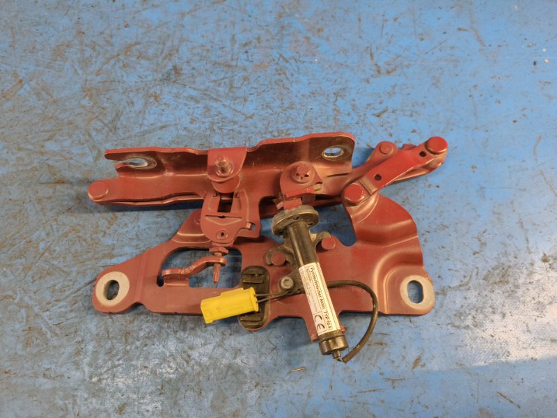 Hood hinge BMW 6 SERIES (F13) 12-18 2013 Right