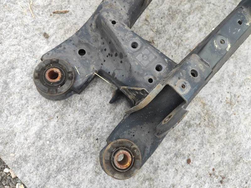 Rear suspension beam LEXUS HS250H (ANF10) 09-12 2009