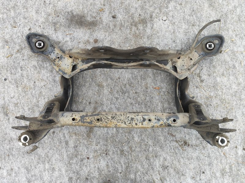 Rear suspension beam VOLVO XC70 07-16