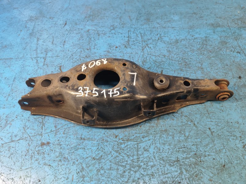 Rear suspension wishbone LEXUS HS250H (ANF10) 09-12 2009 Left