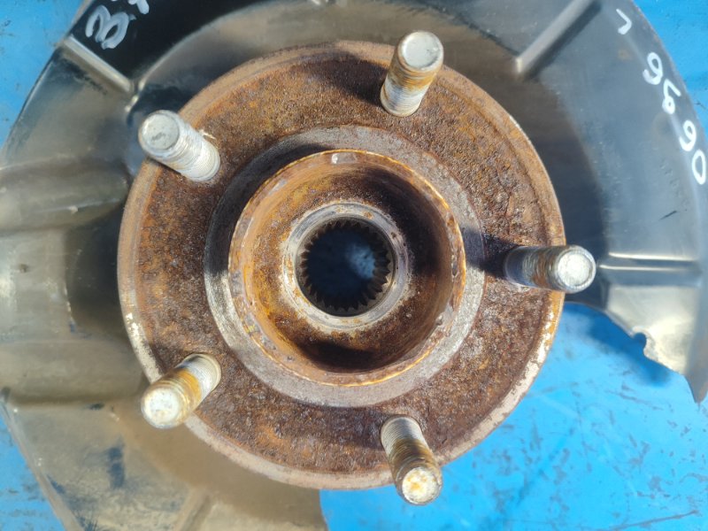 Hub FORD ESCAPE 12-19 2017 Rear Left