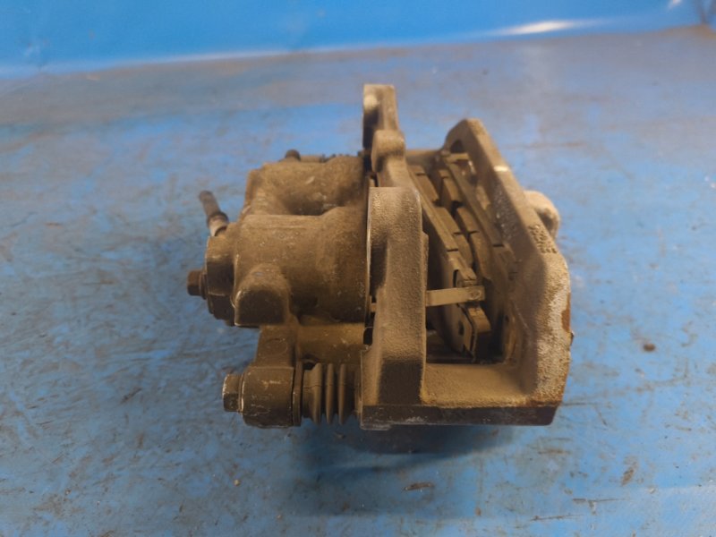 Brake caliper FORD MUSTANG 15- 2015- Front Left