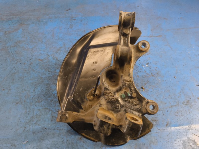 Swivel fist FORD MUSTANG 15- 2015- Right
