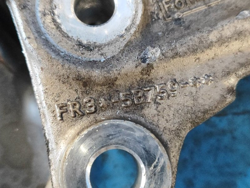 Trunnion FORD MUSTANG 15- 2015- Left