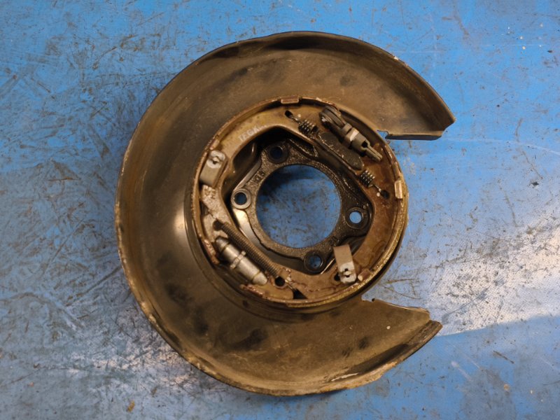 Brake assembly HYUNDAI SONATA YF 10-14 2012 Rear Left