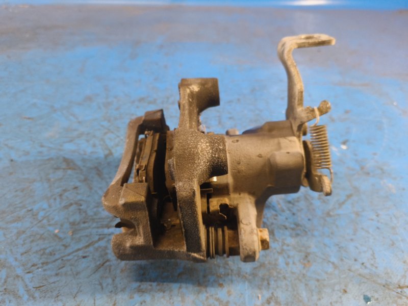 Brake caliper LEXUS CT200 11-17 2012 Rear Right