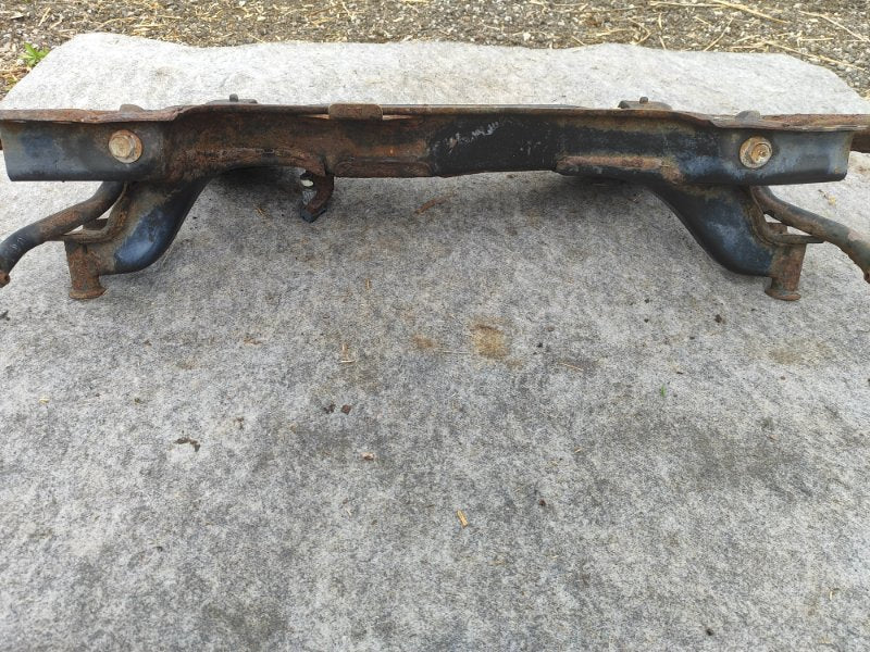 Front suspension beam TOYOTA PRIUS - 30 09-17 2009-2017